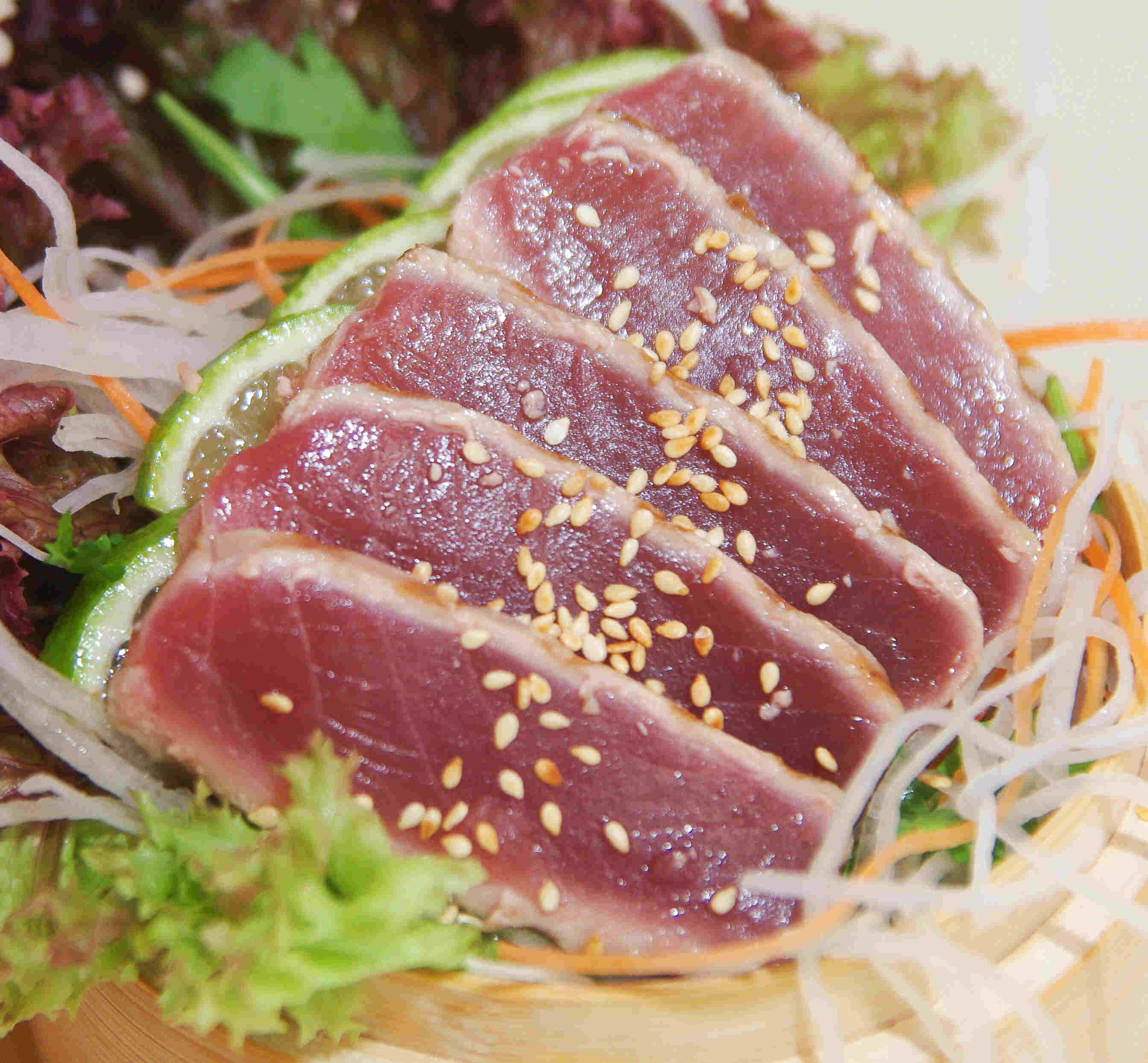 FLAMBIERTER THUNFISCH